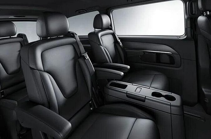 Arrival Transfer Munich Train Station to Munich by Luxury Van - Luggage rules you should check before you go