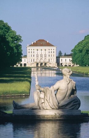 Big Bus Munich Hop-on Hop-off Bus Tour - Routes, lines, and why you must board the right one