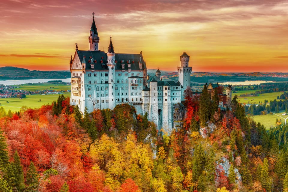 From Hohenschwangau: Tour to Neuschwanstein Castle - Quick Key Highlights