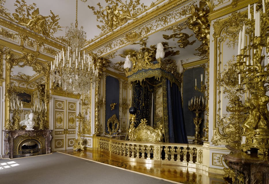 From Munich: Herrenchiemsee Palace and Boat Trip Day-Tour - Chiemsee and Herreninsel: lake time plus Ludwig II’s Versailles fantasy