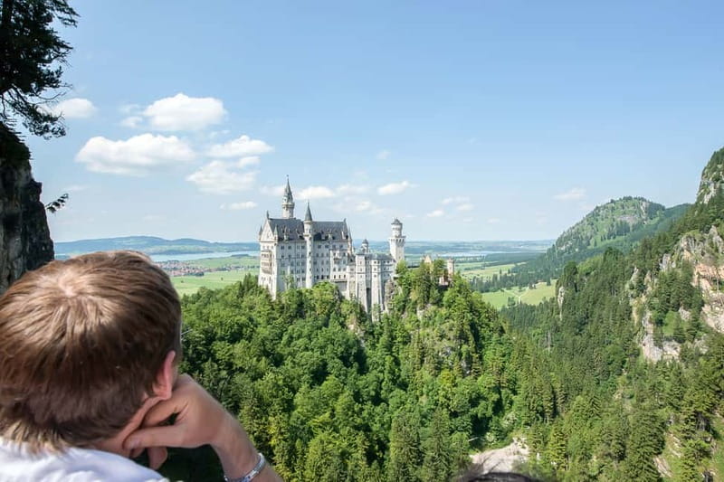 From Munich: Neuschwanstein & Linderhof Castle Full-Day Trip - From Stachus to castle country in one organized day