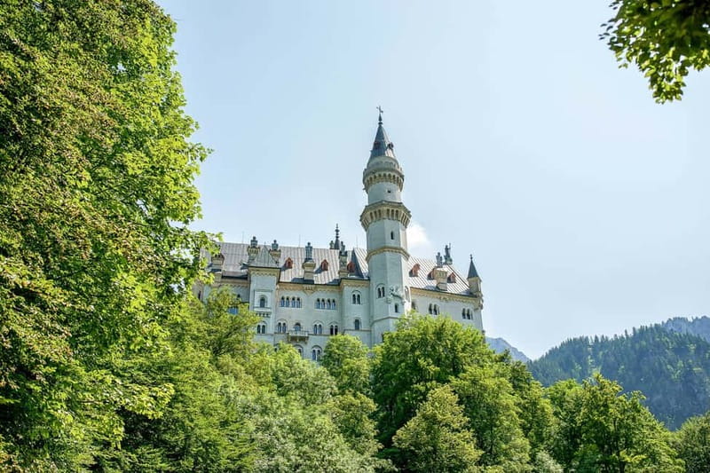 From Munich: Neuschwanstein & Linderhof Castle Full-Day Trip - Timing and how to manage 10.5 hours without feeling rushed