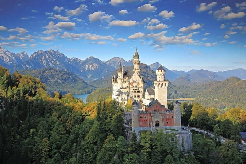From Munich: Neuschwanstein & Linderhof Castle Full-Day Trip - Linderhof Palace: Ludwig’s compact Royal Villa