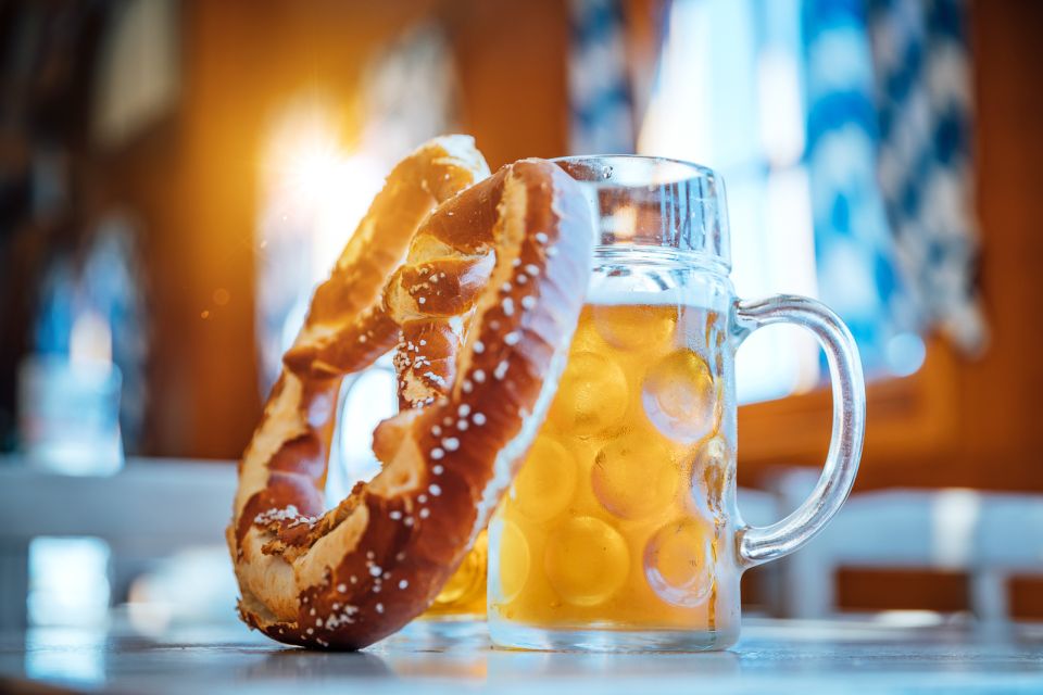 München: Oktoberfest Experience and Lunch in Tent - FAQ