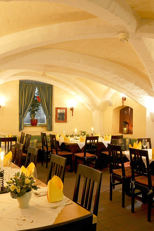 Munich: 3-Hour Culinary Nightwatch Tour - Salvatorkirche host desecration and the Theatine Church: Henriette Adelaide’s family story