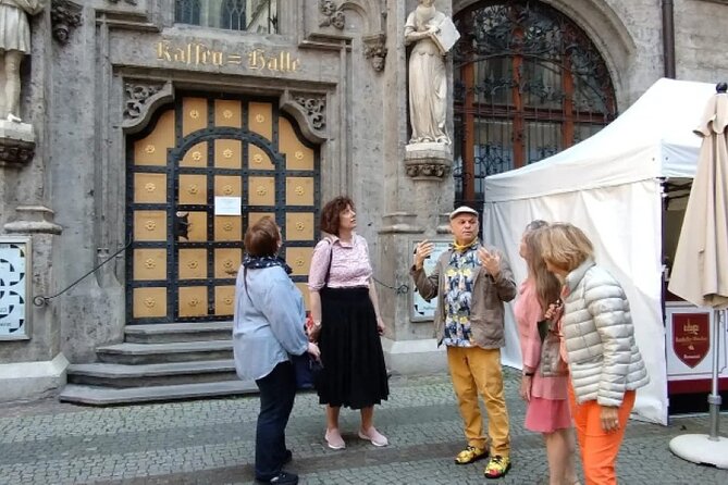 Munich 4hr Private Walking Tour with Certified Guide - Viktualienmarkt: a food and culture stop you can actually use
