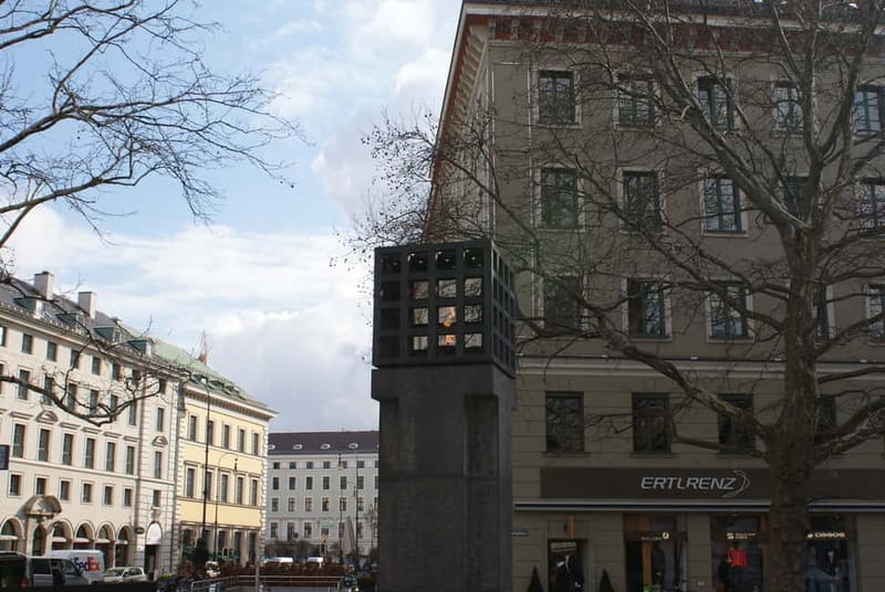 Munich and Nazi History Combination Day Tour Small Group - Königsplatz rally ground and the documentation center area