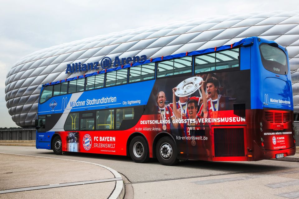 Munich: City Bus Tour & FC Bayern Munich Allianz Arena Tour - City pacing and photo reality