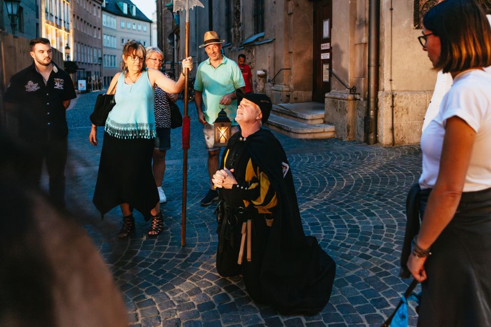 Munich: Middle Ages Tour with Night Watchman - Viktualienmarkt and Old Town Hall: where daily life met power