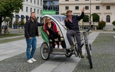 Munich: Old Town and English Garden Rickshaw Tour - Why an e-rickshaw is the smart way to see more (without feeling rushed)