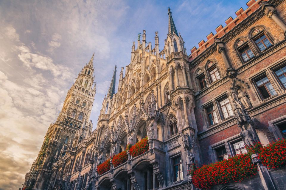 Munich: Old Town & Viktualienmarkt City Walk in German - Theatine Church and the route pacing that keeps it fun
