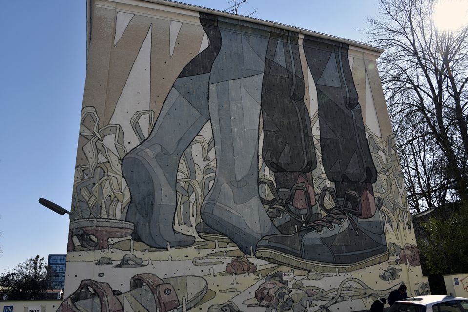 Munich: Street Art Bike Tour - Bikes, timing, and what to wear for 3.5 hours