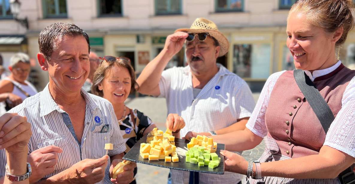 Munich: Viktualienmarkt Food Tasting Tour in German - Starting at the market: meeting point and how the tour flows