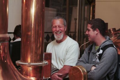 Munich's Beer Halls and Breweries: 3-Hour Guided Tour - Germany’s Oldest Commercial Brewery: Weissbier Up Close