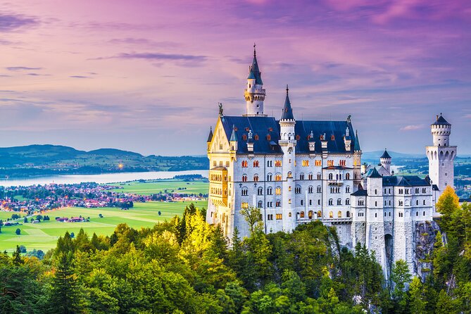 Neuschwanstein and Hohenschwangau Exclusive Skip-the-Crowds Tour - Skip-the-crowds starts at 7:00am in a minivan