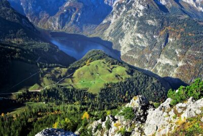 Private TOUR Munich > Eagle Nest > Königssee > Salzburg > Munich - Königssee boat time: calm water, St Bartholomew’s Church, and real scenery