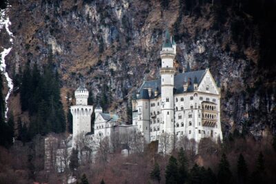 Private Tour to Neuschwanstein Castle & Linderhof from Munich - Neuschwanstein: fairytale visuals plus real stair-and-wait management