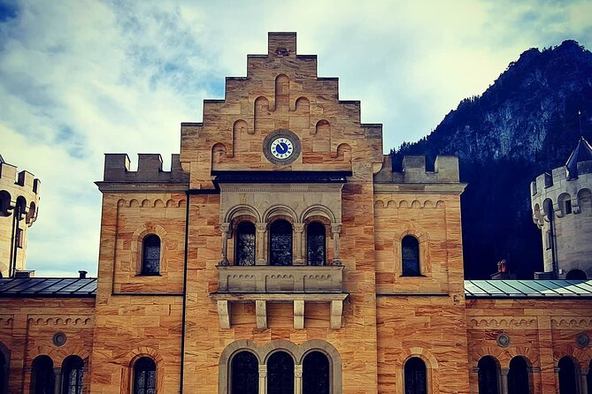 Private Tour to Neuschwanstein Castle & Linderhof from Munich - What the guide actually does for you (beyond facts)
