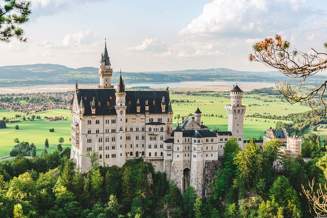Skip The Line Neuschwanstein Castle Tour from Hohenschwangau - Key takeaways before you go